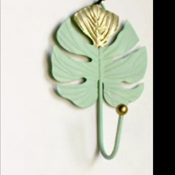 New Anthropologie hooks hanging Midcentury copper - Picture 3 of 4